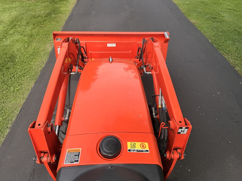 2013 Kubota B3300 Tractor Loader - Image 26