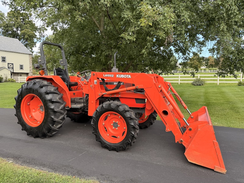 2003 Kubota M4900 Tractor Loader - Image 3