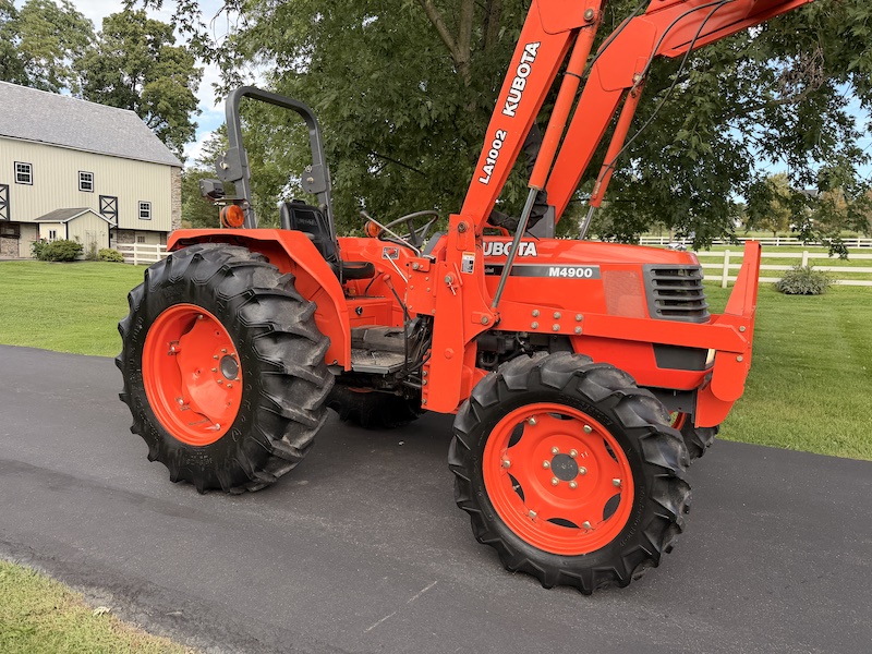 2003 Kubota M4900 Tractor Loader - Image 13