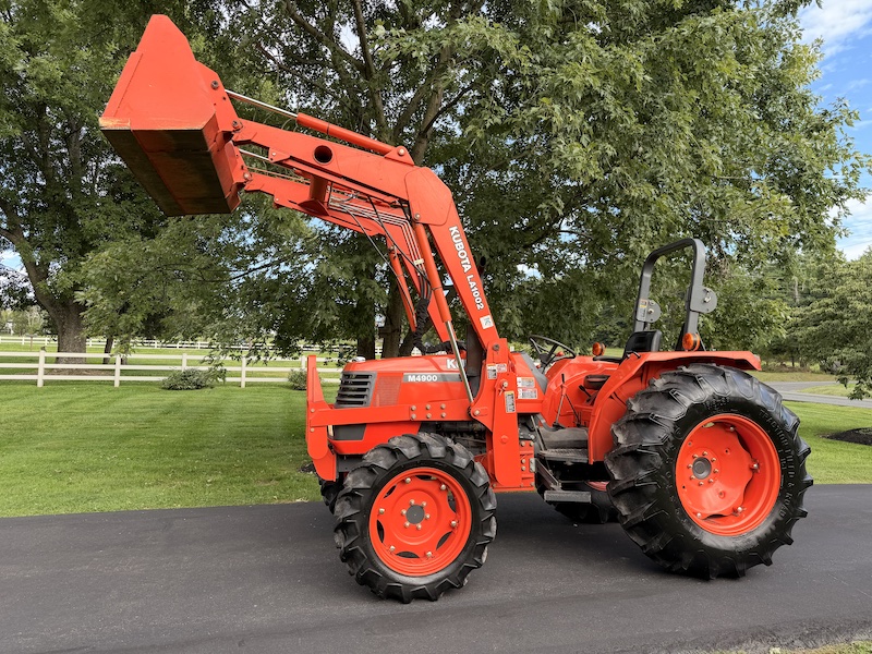 2003 Kubota M4900 Tractor Loader - Image 24