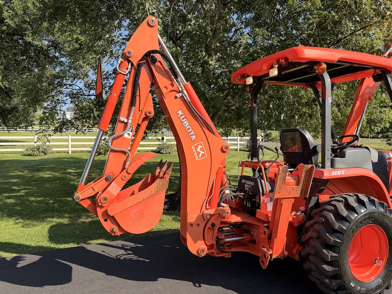2010 Kubota L45 Tractor Loader Backhoe - Image 17