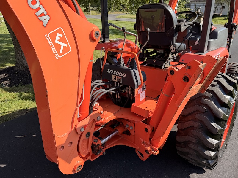 2010 Kubota L45 Tractor Loader Backhoe - Image 19