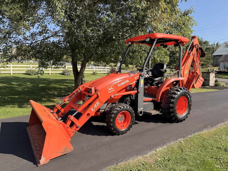 2010 Kubota L45 Tractor Loader Backhoe - Image 21
