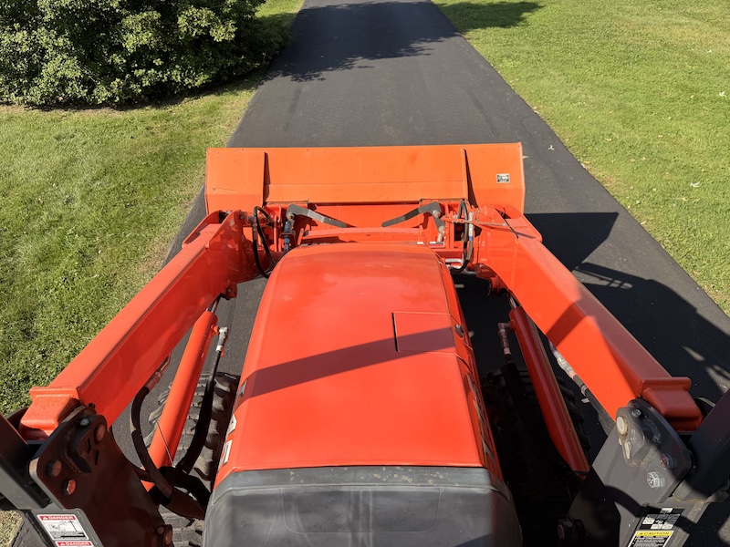 2010 Kubota L45 Tractor Loader Backhoe - Image 32