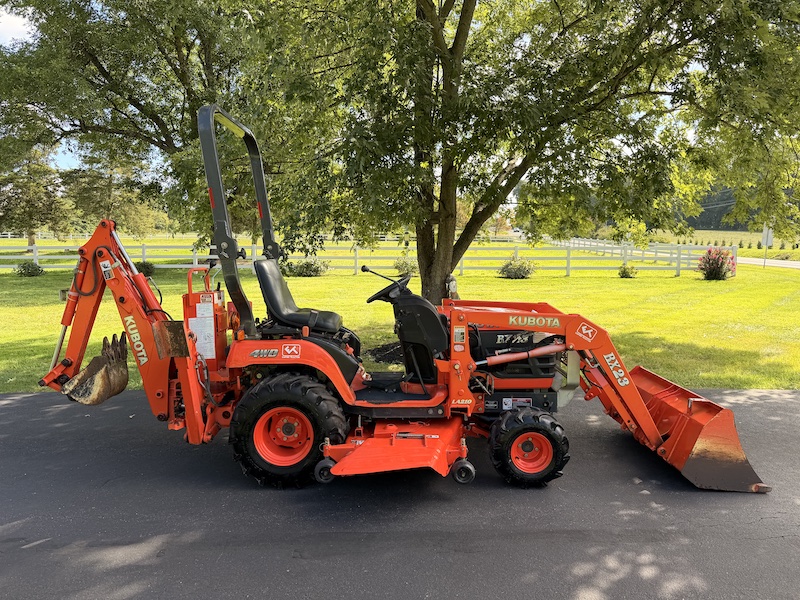 2003 Kubota BX23 Tractor Loader Backhoe Mower