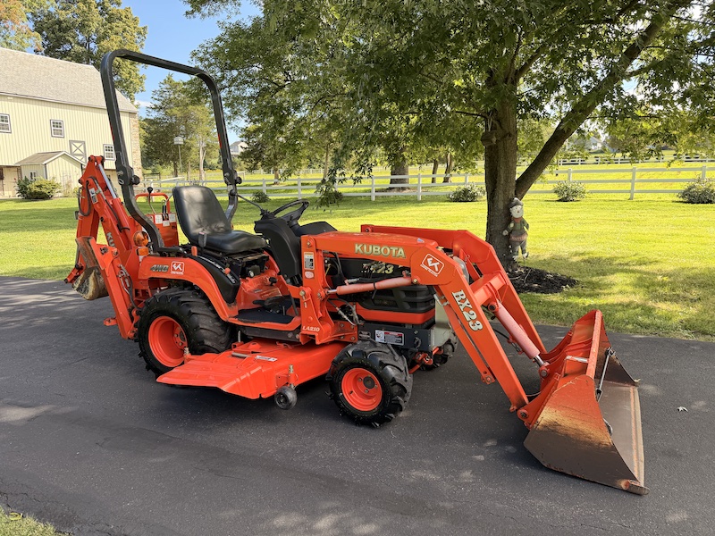 2003 Kubota BX23 Tractor Loader Backhoe Mower - Image 3