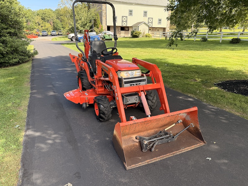 2003 Kubota BX23 Tractor Loader Backhoe Mower - Image 4